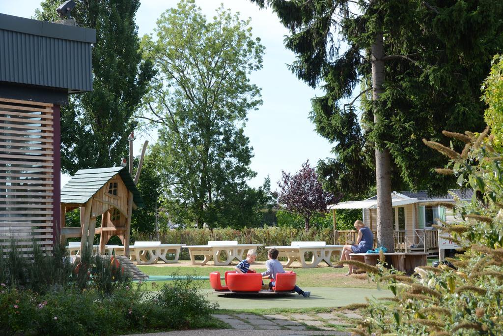 Hotel Camping International De Maisons-Laffitte Exterior foto
